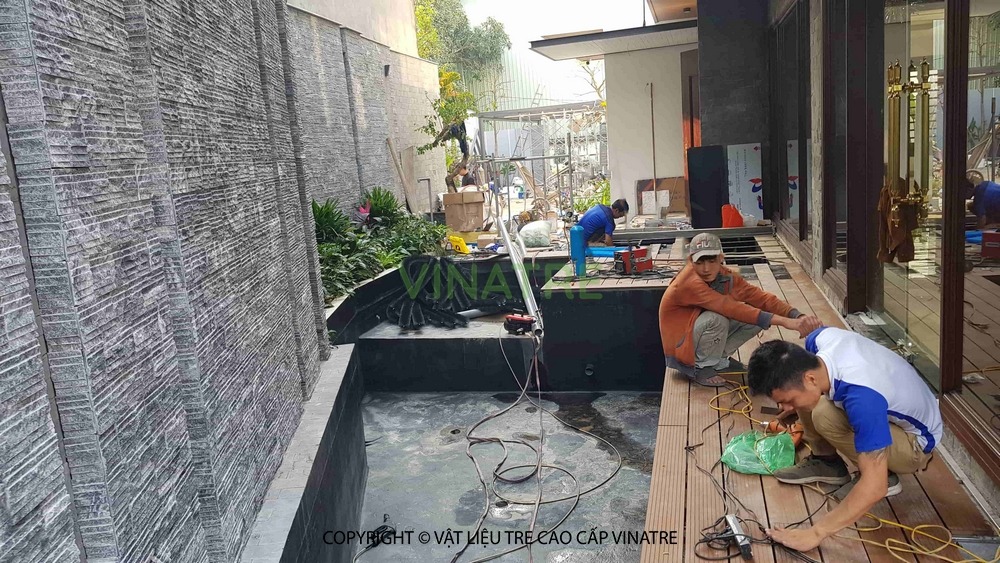 sàn tre ngoài trời